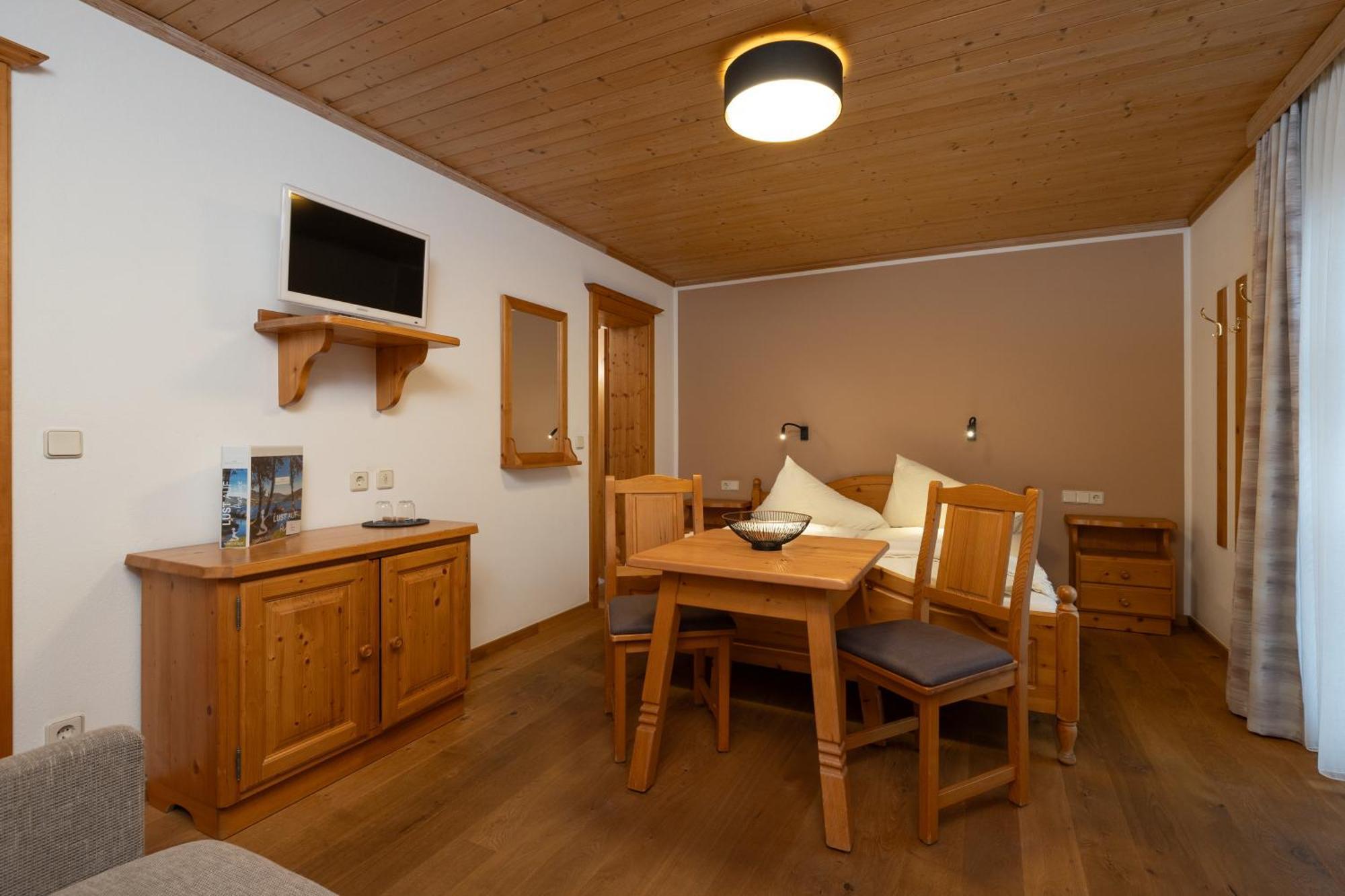 Moertbauerhof & Haus Fruehauf Hotel เซโบเดิน ภายนอก รูปภาพ